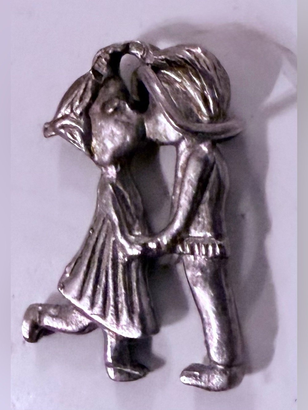 Portuguese Silver Kids Kissing Pendent